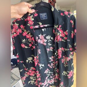 Abercrombie & Fitch Black Shirt with Pink and Cream Floral